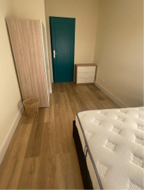 
                                                                                        Location
                                                                                         Chambre privée 11m² meublée, colocation à Melun