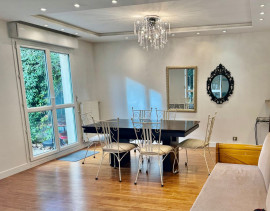
                                                                                        Location
                                                                                         Chambre Spacieuse à Louer dans une Grande Maison (loyer tout inclus)