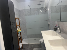 
                                                                                        Colocation
                                                                                         Chambres à louer dans superbe Villa .