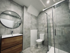 
                                                                                        Location
                                                                                         Chambres de 12 m2 100% femmes