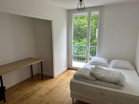 
                                                                                        Colocation
                                                                                         Chambres dispos dans coloc rénovée 72m²