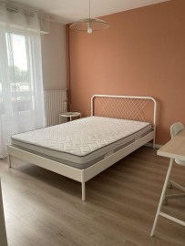 
                                                                                        Colocation
                                                                                         Chambres en colocation *tramway & commerces*