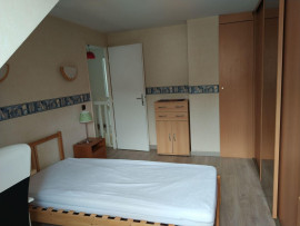 
                                                                                        Colocation
                                                                                         Chambres meublées maison rue abbaye Cergy préf