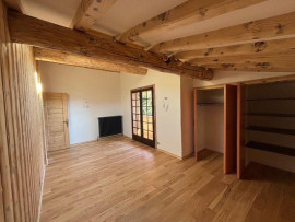 
                                                                                        Location
                                                                                         CHAMONIX CHALET 9 PIECES ENTIEREMENT RENOVÉ