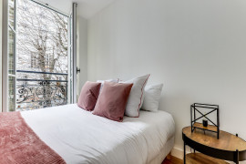 Location
Champs Elysées - Washington 4 Bedrooms (loyer tout inclus)