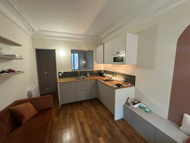 Location
Charmant 1 chambre & 1 salon refait à neuf – Ascenseur, proche métro Porte de Champerret (loyer tout inclus)