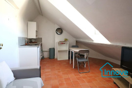 
                                                                                        Vente
                                                                                         Charmant 2 pièces 38 m² Versailles Saint Louis