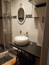 Location
Charmant 2 pièces meublé – Paris 10e (75010) – Quartier Saint Vincent De Paul (loyer tout inclus)