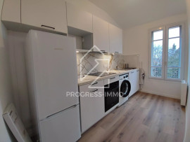 
                                                                                        Location
                                                                                         ✨ Charmant 2 Pièces Traversant – Calme & Lumineux ☀️