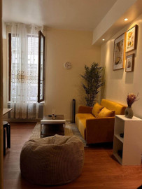 
                                                                                        Location
                                                                                         Charmant 2P meublé 21m² près de l’hôpital Bichat