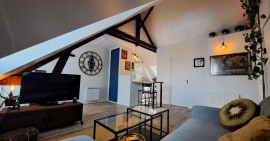 
                                                                                        Location
                                                                                         Charmant 3P meublé 45m² proche Gare centre ville