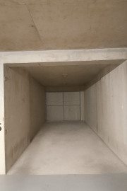 
                                                                                        Vente
                                                                                         Charmant Appartement 2 Pièces avec Parking à Neuilly-sur-Seine