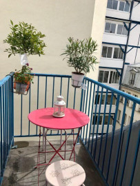 
                                                                                        Location
                                                                                         Charmant appartement 2 pièces meublé avec balcon