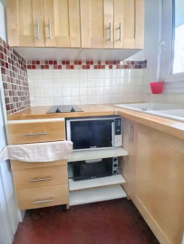 
                                                                                        Location
                                                                                         Charmant appartement deux pièces