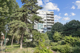 
                                                                                        Location
                                                                                         Charmant Appartement - Paris 18ème