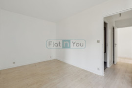 
                                                                                        Location
                                                                                         Charmant Appartement - Paris 18ème