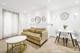 Location
Charmant Appartement rénové, calme et proche bois de Vincennes, à 4min du Métro (loyer tout inclus)