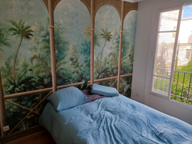 Location
Charmant appartement rénové donnant sur jardin privé, au calme - 50m Notre dame - 1 chambre séparée, 1 salon, 1 bureau (loyer tout inclus)
