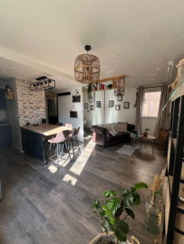 
                                                                                        Location
                                                                                         Charmant appartement T1 bis  40m² avec parking
