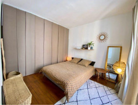 
                                                                                        Location
                                                                                         Charmant appartement T2 meublé Clichy Batignolles