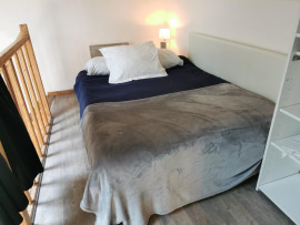 
                                                                                        Location
                                                                                         Charmant duplex 48 m² – centre historique