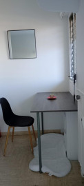 
                                                                                        Location
                                                                                         Charmant et lumineux studio