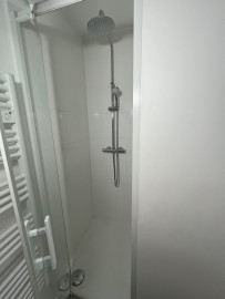 Location
Charmant Studio avec Vue sur la Tour Eiffel à La Muette, Paris 16ème (loyer tout inclus)