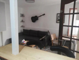 
                                                                                        Location
                                                                                         Charmant studio - Balcon, terrasse et jardin
