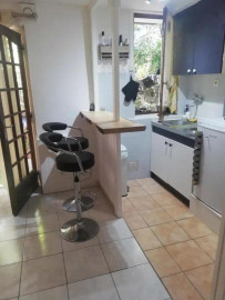
                                                                                        Location
                                                                                         Charmant studio - Balcon, terrasse et jardin