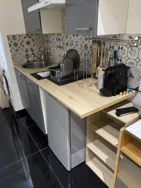 
                                                                                        Location
                                                                                         Charmant studio meublé 19m² +mezzanine proche mer