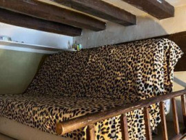 
                                                                                        Location
                                                                                         Charmant studio meublé 25m² avec mezzanine