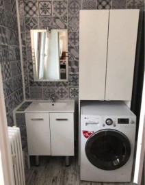
                                                                                        Location
                                                                                         Charmant studio meublé 30m² entièrement rénové