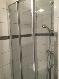 
                                                                                        Location
                                                                                         Charmant studio meublé place Clichy