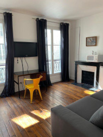 
                                                                                        Location
                                                                                         Charmant studio paris 75006 proche Bon Marché