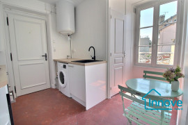 
                                                                                        Vente
                                                                                         Charmant sudio de 20m² Versailles Montreuil