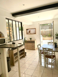 
                                                                                        Location
                                                                                         Charmant T1 bis avec jardinet