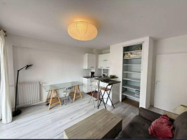 
                                                                                        Location
                                                                                         Charmant T1 Meublé – 25 m² – Paris 15ème
