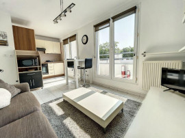 
                                                                                        Location
                                                                                         Charmant T2, balcon, cave