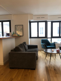 
                                                                                        Location
                                                                                         Charmant T2 de 46,14m2 meublé loué 1495€ C.C.
