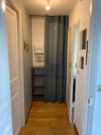 
                                                                                        Location
                                                                                         Charmant T2 entièrement meublé 32m²