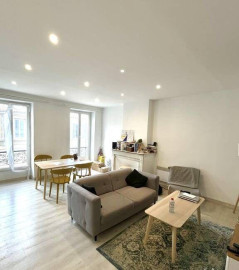 
                                                                                        Location
                                                                                         Charmant T2 meublé 45m² moderne et lumineux