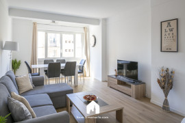 
                                                                                        Location
                                                                                         Charmant T3 meublé rénové avec vue Vieux-Port