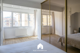 
                                                                                        Location
                                                                                         Charmant T3 meublé rénové avec vue Vieux-Port