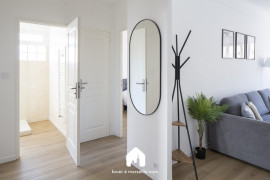 
                                                                                        Location
                                                                                         Charmant T3 meublé rénové avec vue Vieux-Port