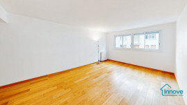 
                                                                                        Vente
                                                                                         Charmant T4 - 80 m² - Vaugirard