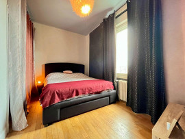 
                                                                                        Location
                                                                                         Charmante et spacieuse maison de ville