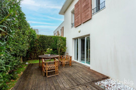 
                                                                                        Vente
                                                                                         Charmante maison 4 pièces