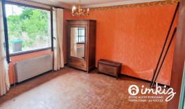 
                                                                                        Vente
                                                                                         Charmante maison 4 pièces sur terrain de 2000m²