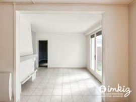 
                                                                                        Vente
                                                                                         Charmante  maison 5 pièces