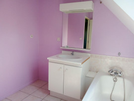 
                                                                                        Location
                                                                                         Charmante maison individuelle, coin exceptionnel